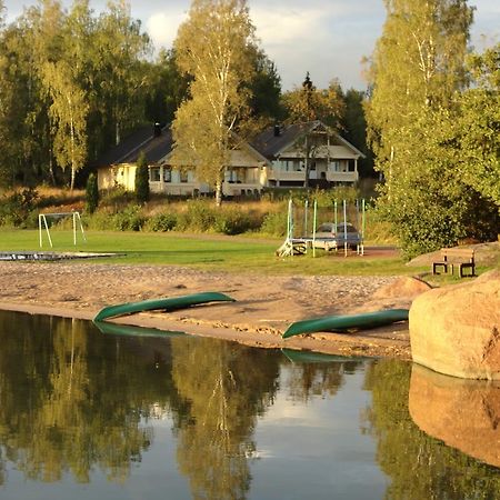 Hjortoe Stugor & Stockhus Finstrom الغرفة الصورة