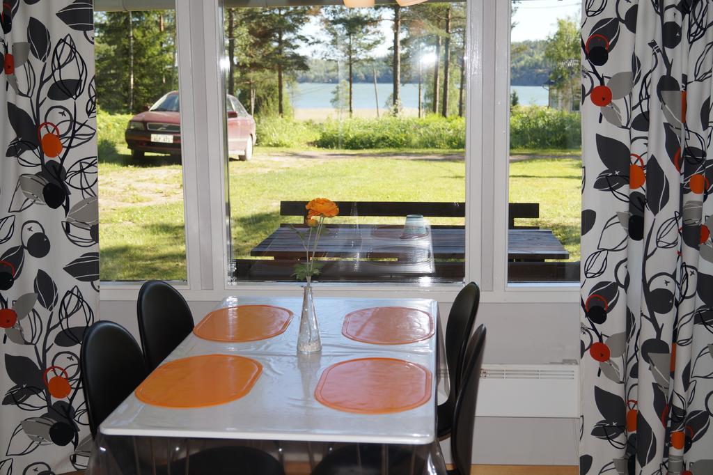 Hjortoe Stugor & Stockhus Finstrom الغرفة الصورة