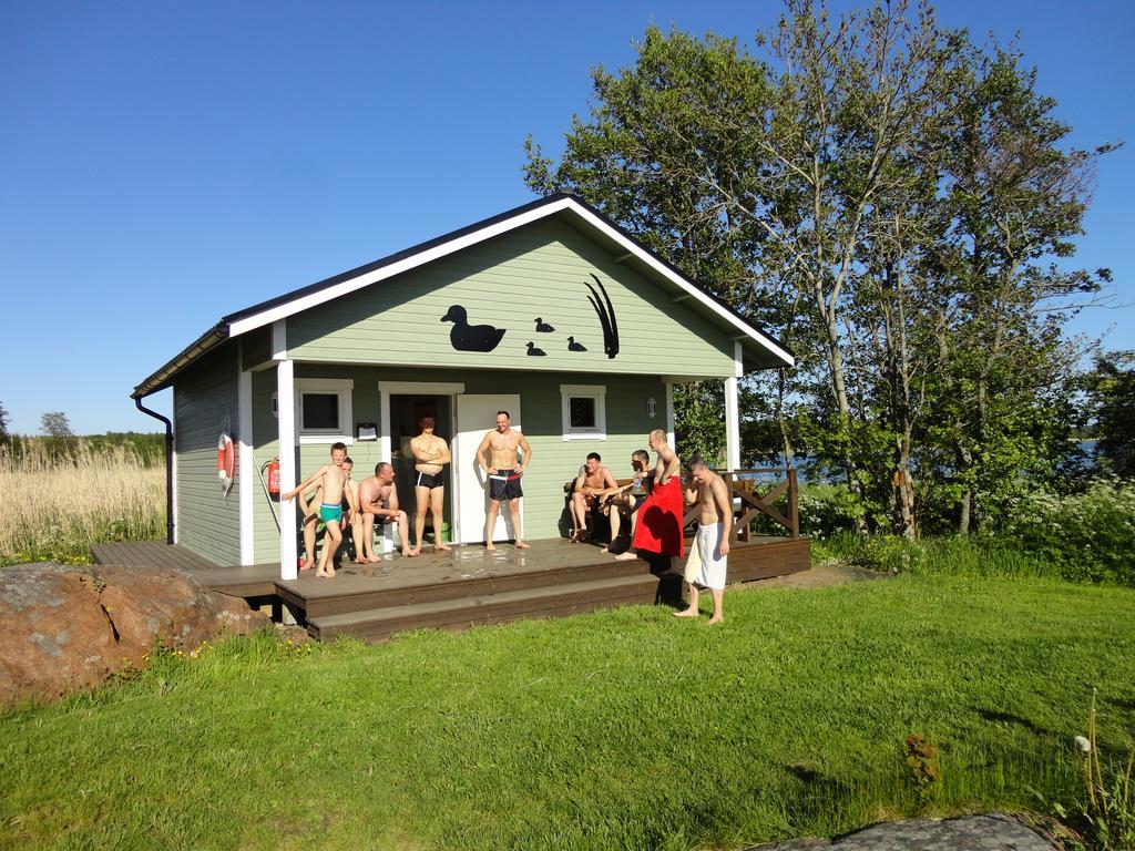 Hjortoe Stugor & Stockhus Finstrom المظهر الخارجي الصورة